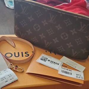 Louis  vuitton POCHETTE ACCESSOIRES